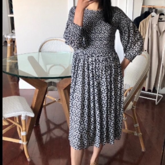 ANN TAYLOR Smocked Leaf Print Midi Dress - Picture 6 of 6